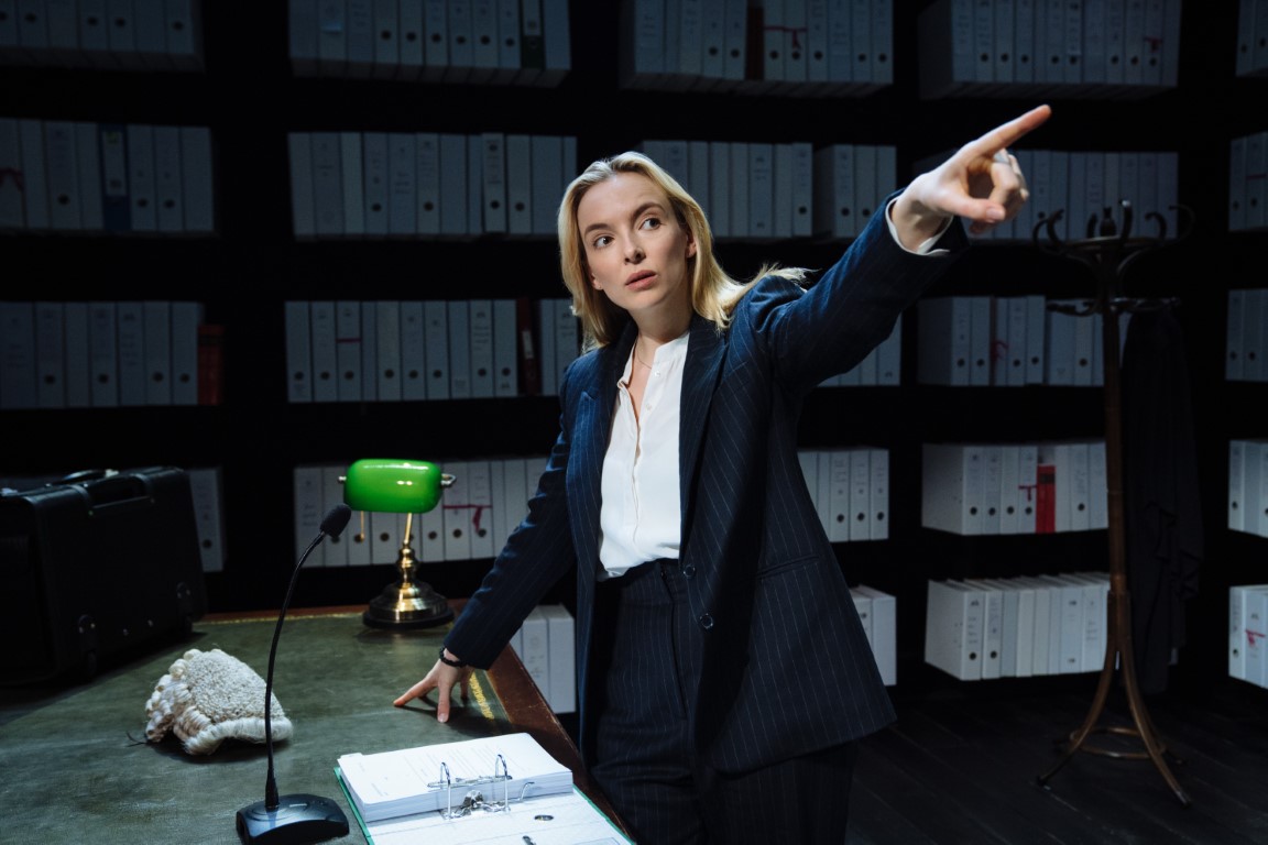Get Ready for a Thrilling Ride: Jodie Comer Takes Center Stage in NTLive’s Electrifying ‘Prima Facie’ – New Trailer Unleashed